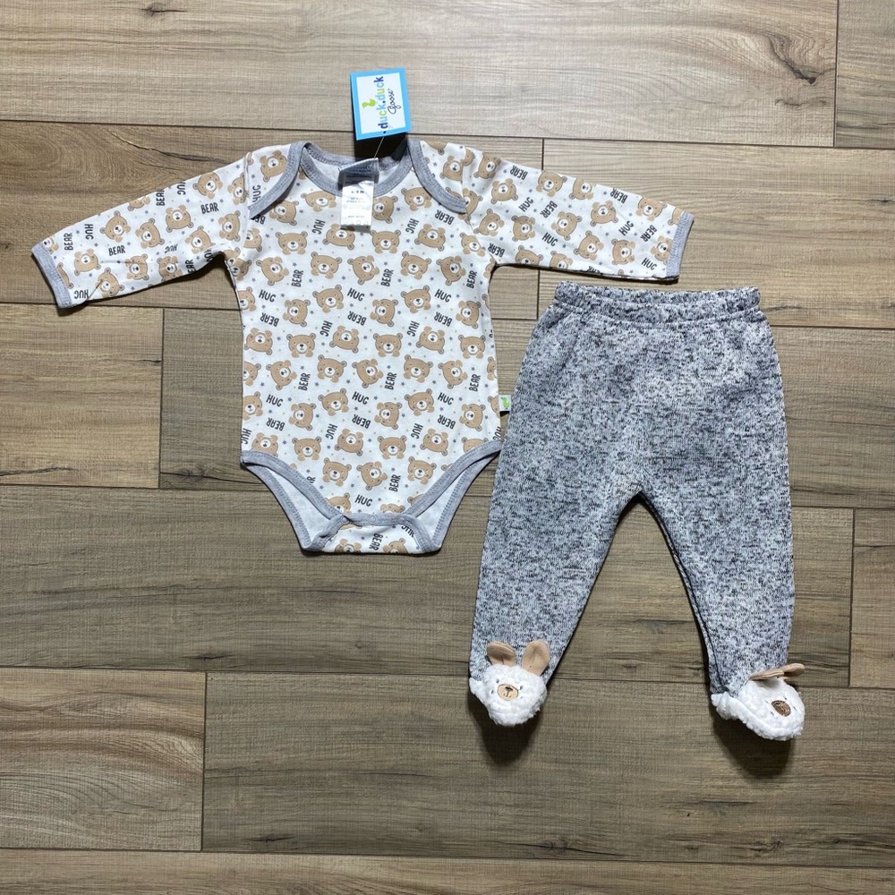 Duck Duck Goose Boys‎ Bear Hug 2-Piece Bodysuit Pants Set Size 6-9 Months